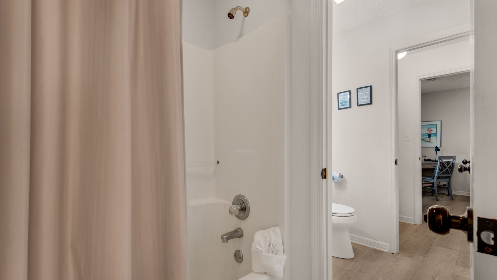 Beachside Villas 232 Bathroom