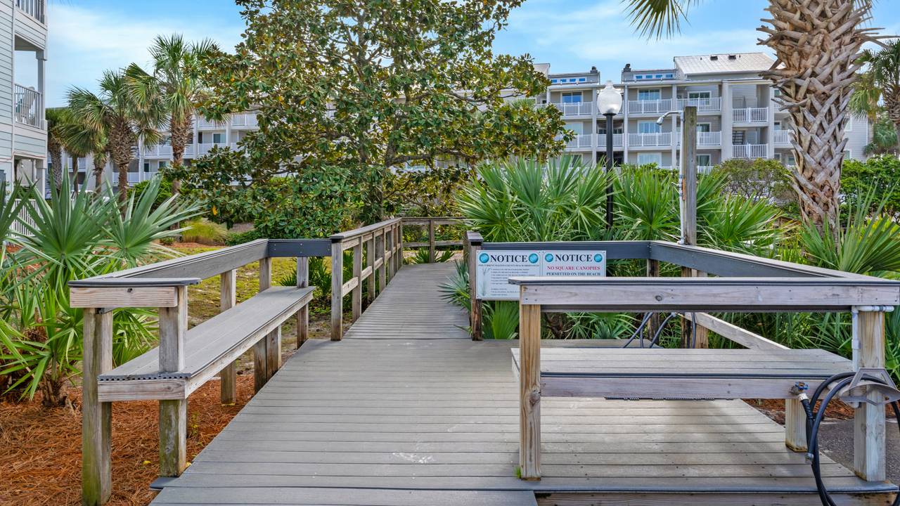 Beachside Villas Grounds & Amenities Beachside Villas Grounds & Amenities