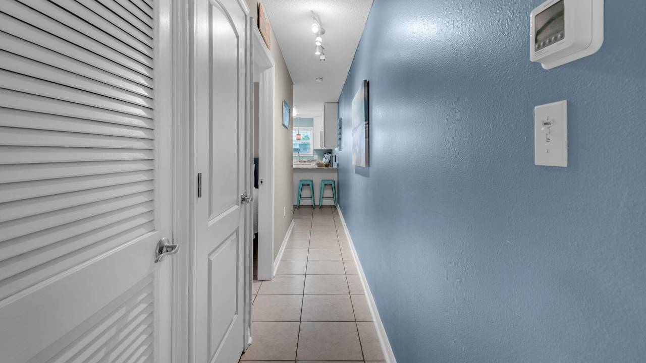 Beachside Villas 513 Hallway Beachside Villas 513 Hallway