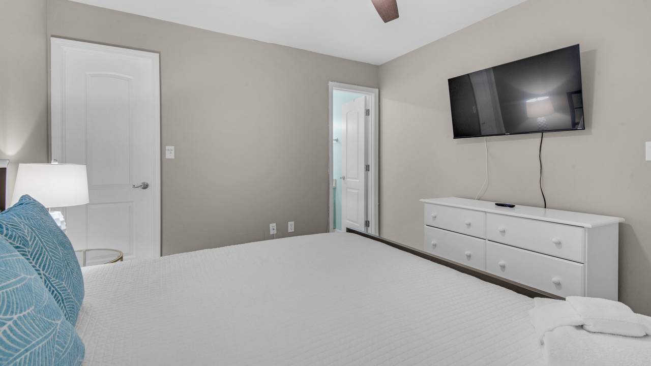 Beachside Villas 513 Master Bedroom Beachside Villas 513 Master Bedroom