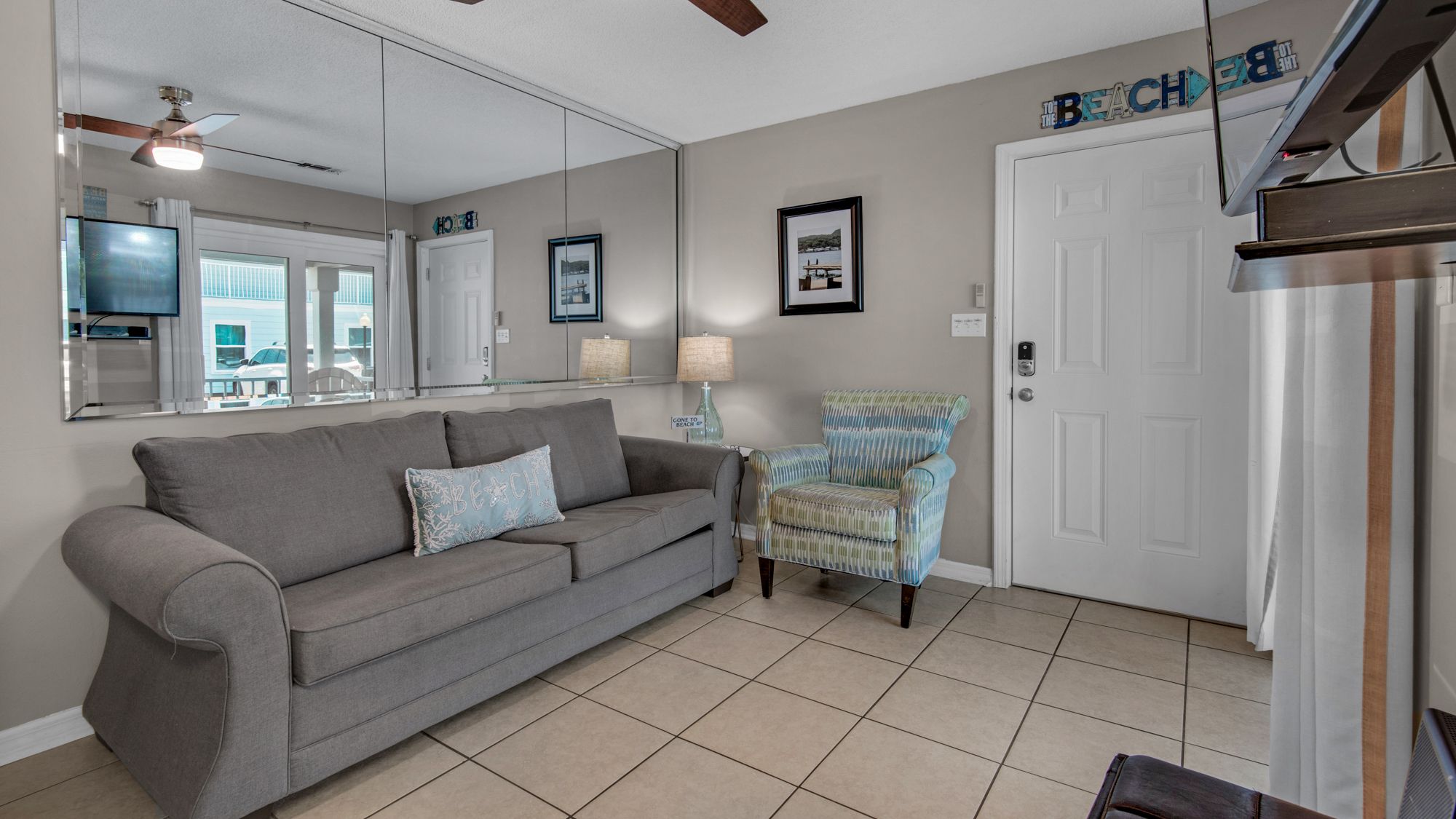 Beachside Villas 513 Living Area