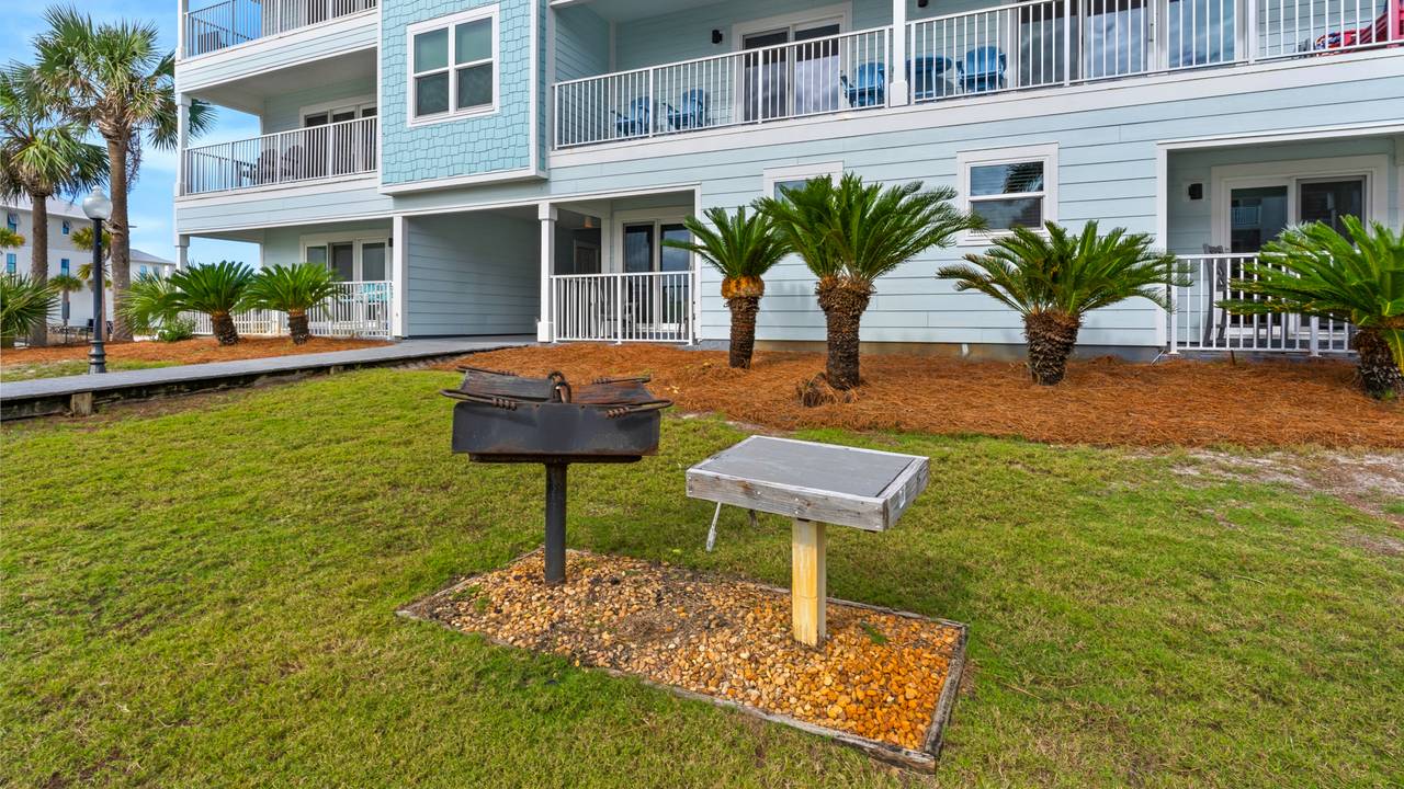 Beachside Villas Grounds & Amenities Beachside Villas Grounds & Amenities