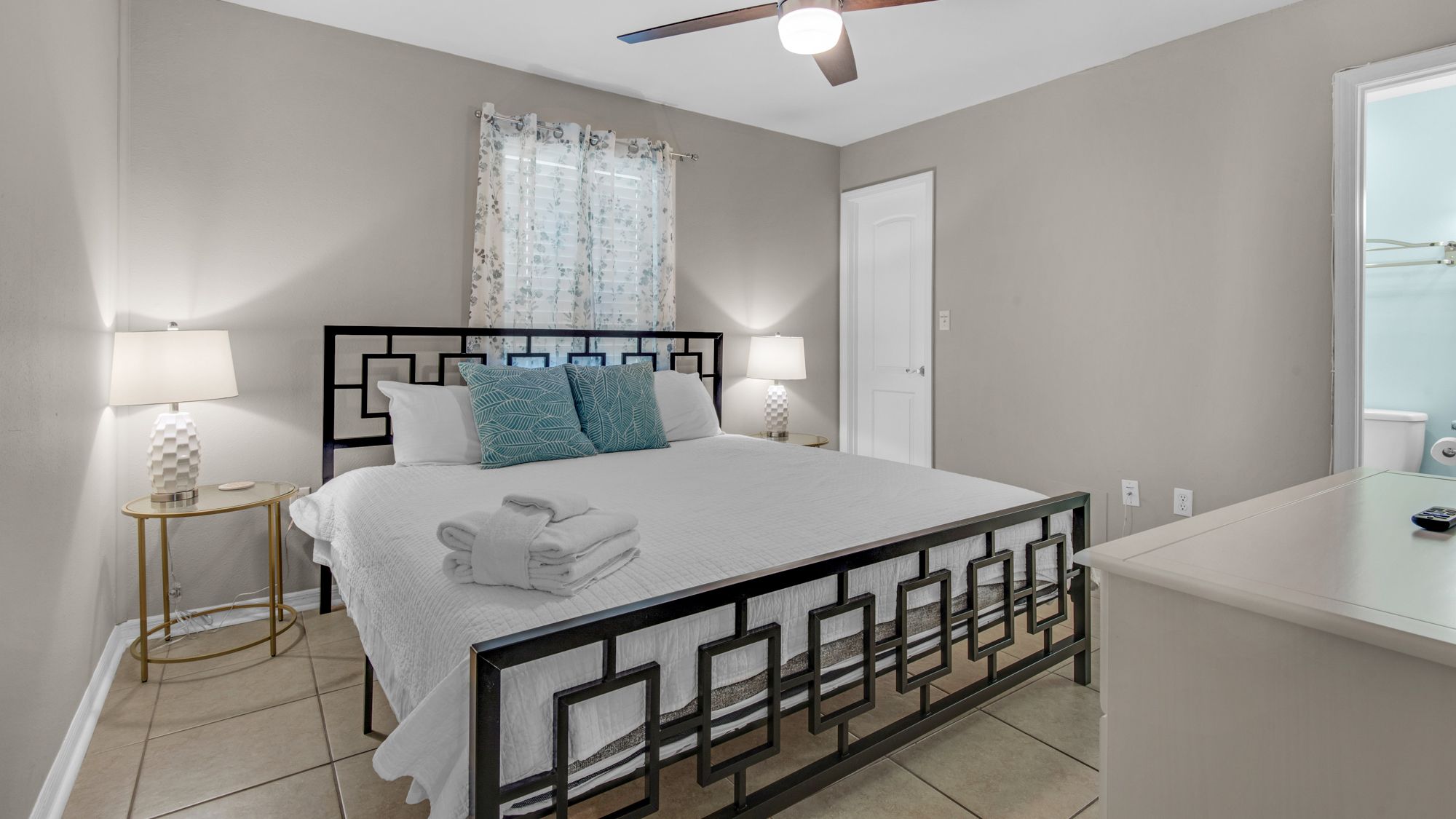 Beachside Villas 513 Master Bedroom