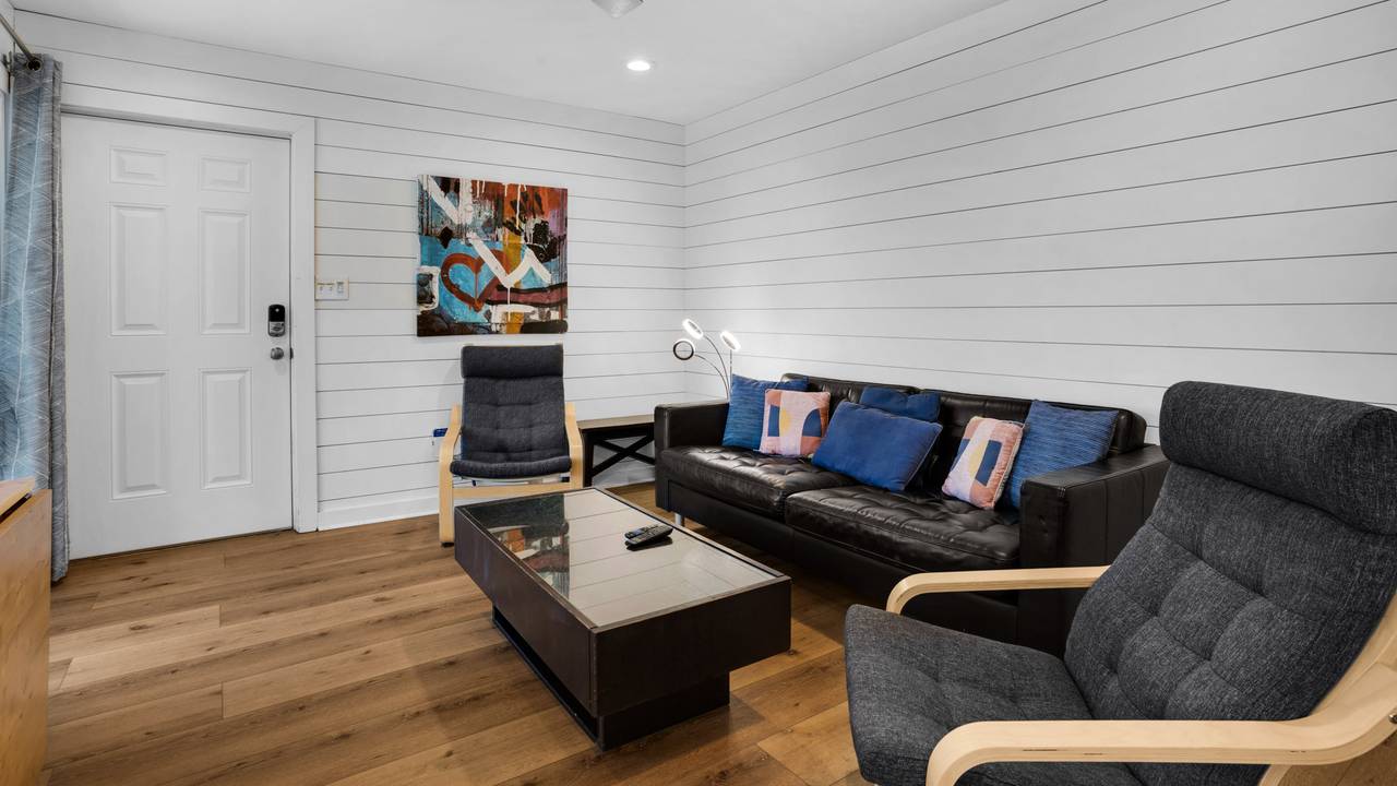 Beachside Villas 612 - Living area Beachside Villas 612 - Living area