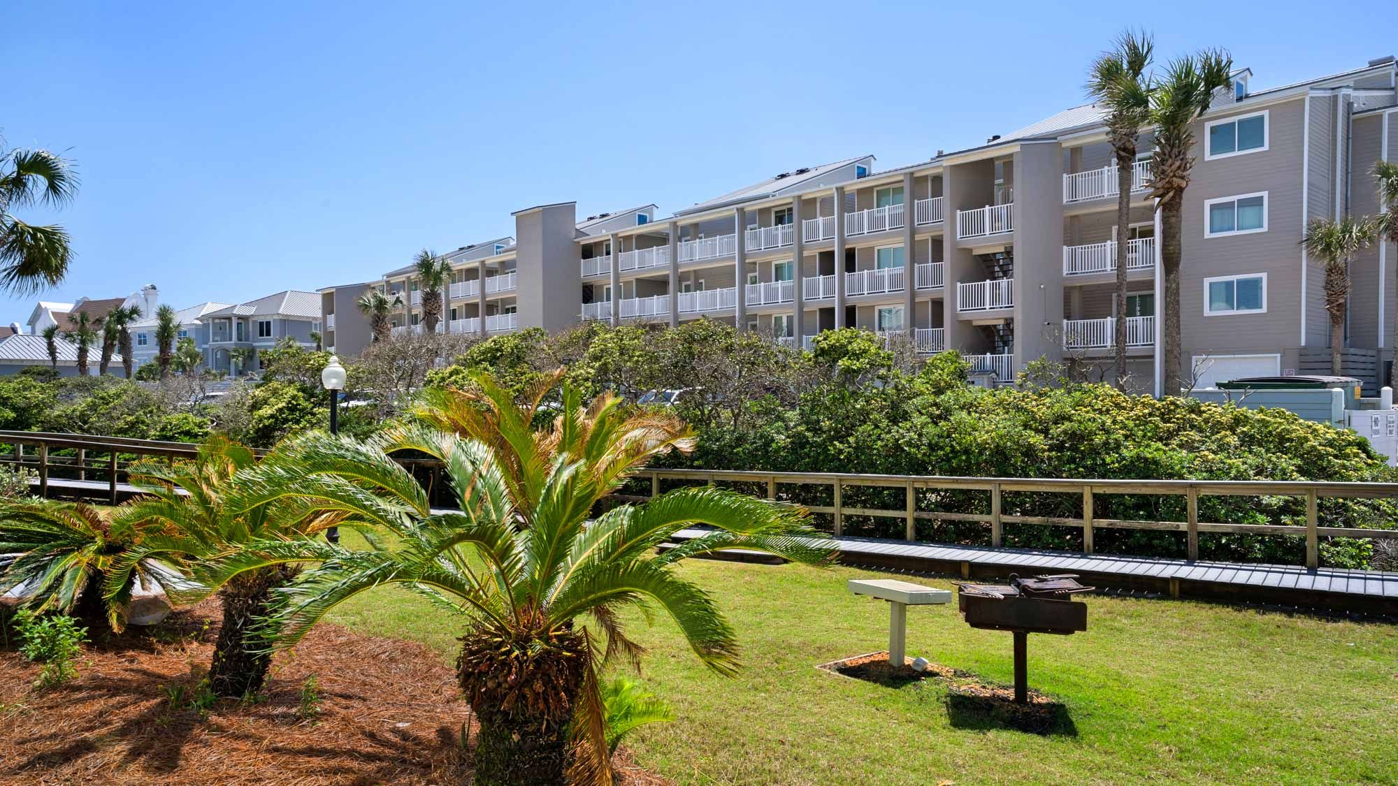 Beachside Villas 612 - Exterior