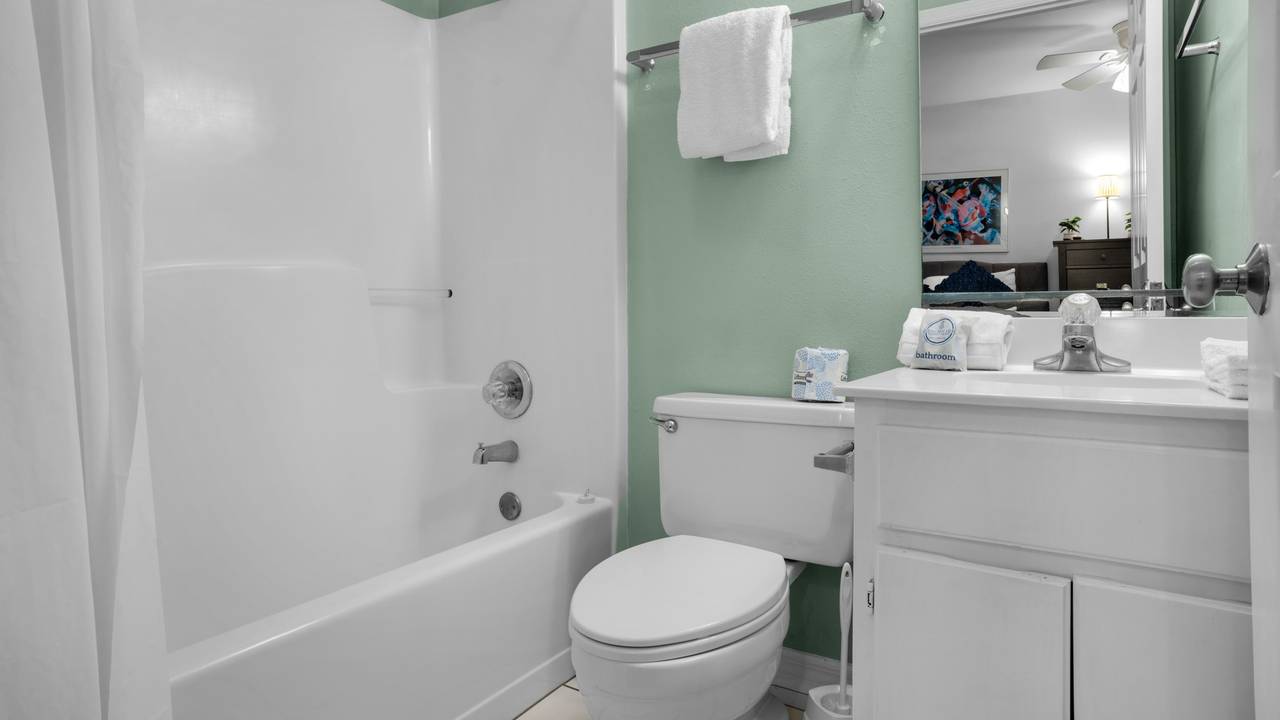 Beachside Villas 612 - Bathroom 2 Beachside Villas 612 - Bathroom 2