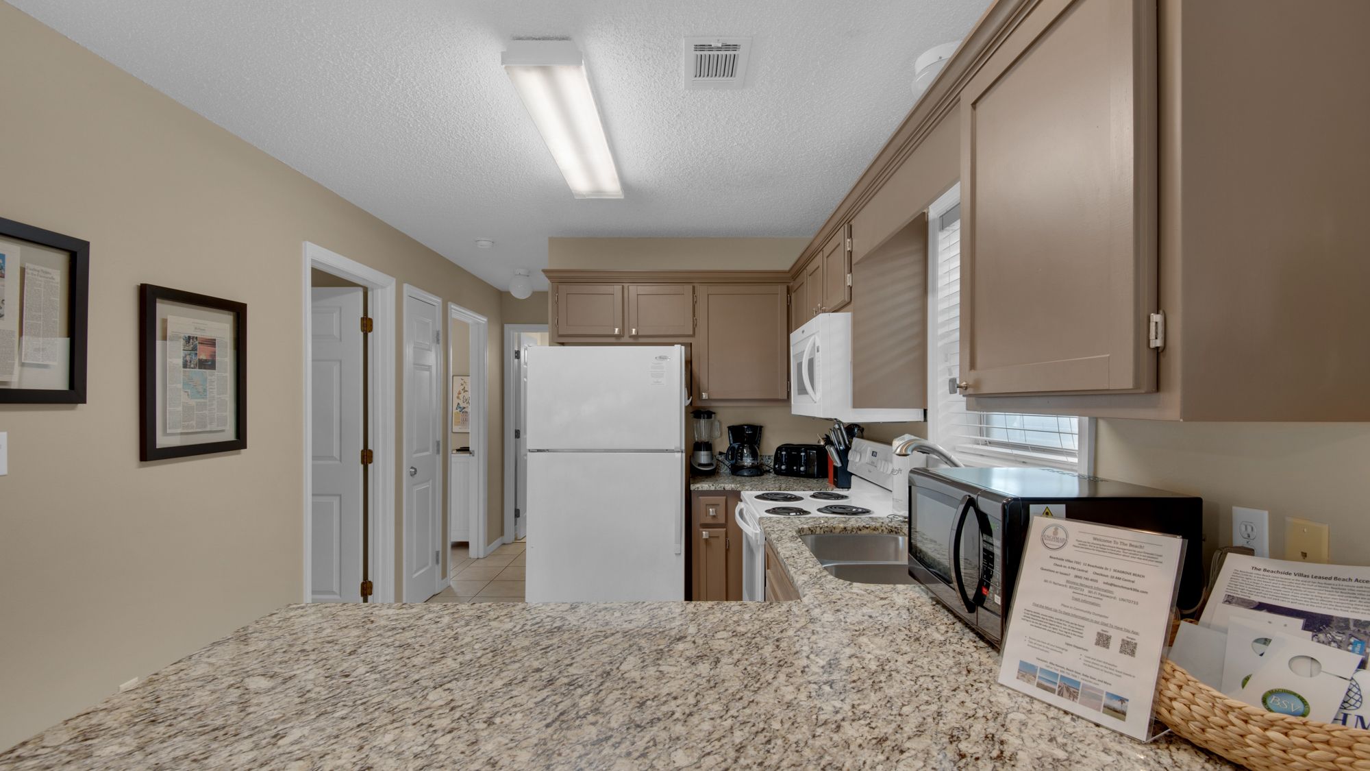 Beachside Villas 733 Kitchen