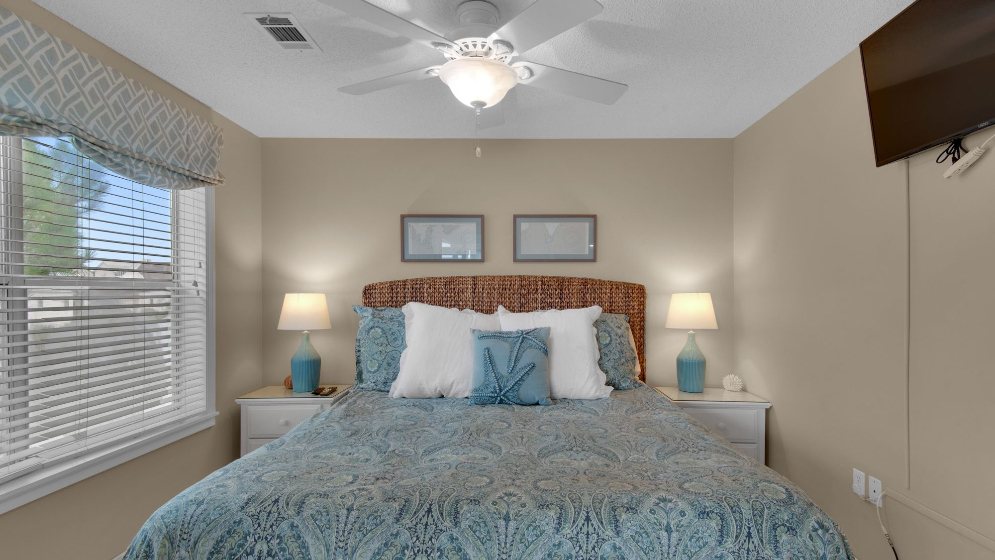 Beachside Villas 733 King Master Bedroom