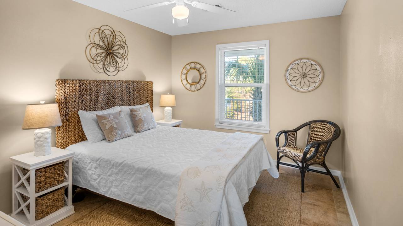 Beachside Villas 1122 Queen Bedroom Beachside Villas 1122 Queen Bedroom