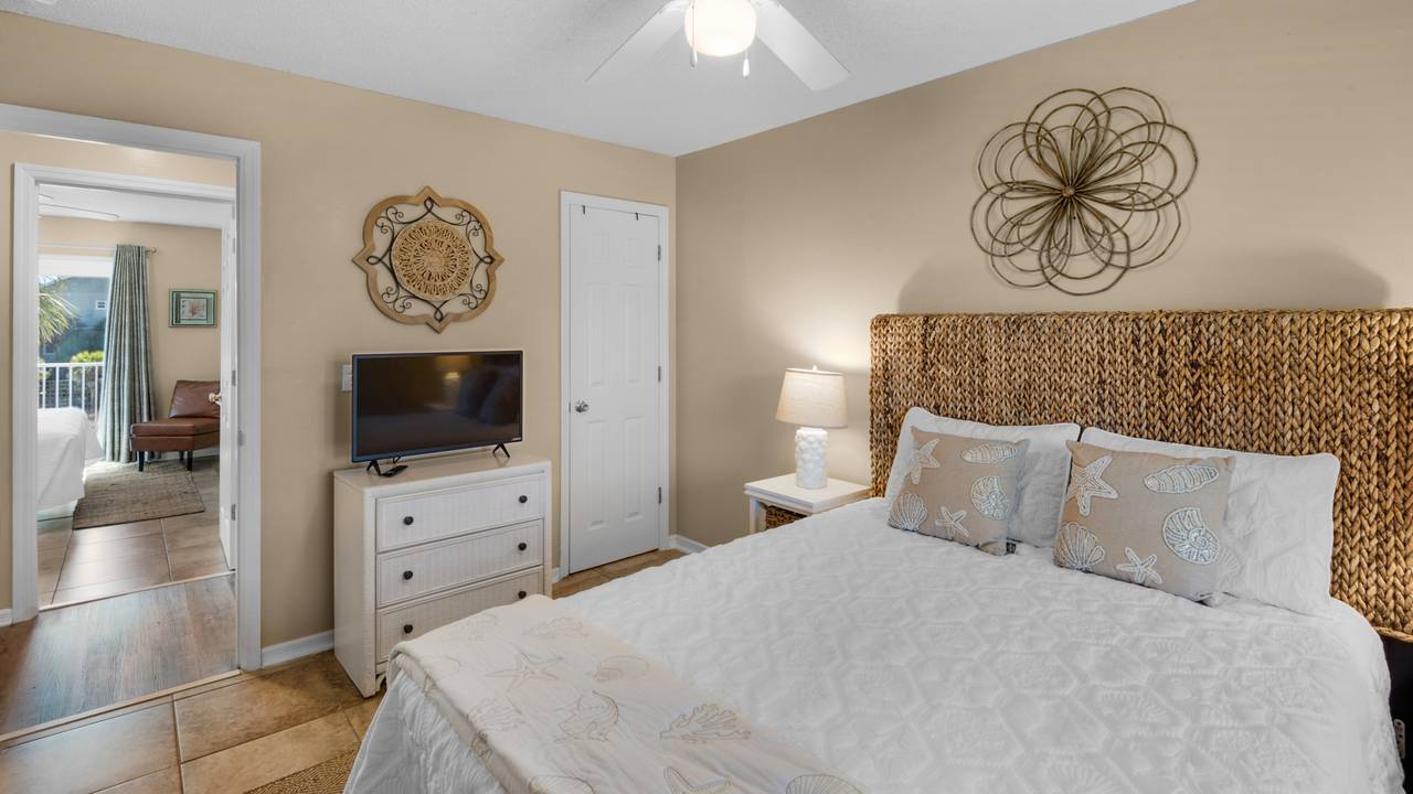 Beachside Villas 1122 Queen Bedroom Beachside Villas 1122 Queen Bedroom