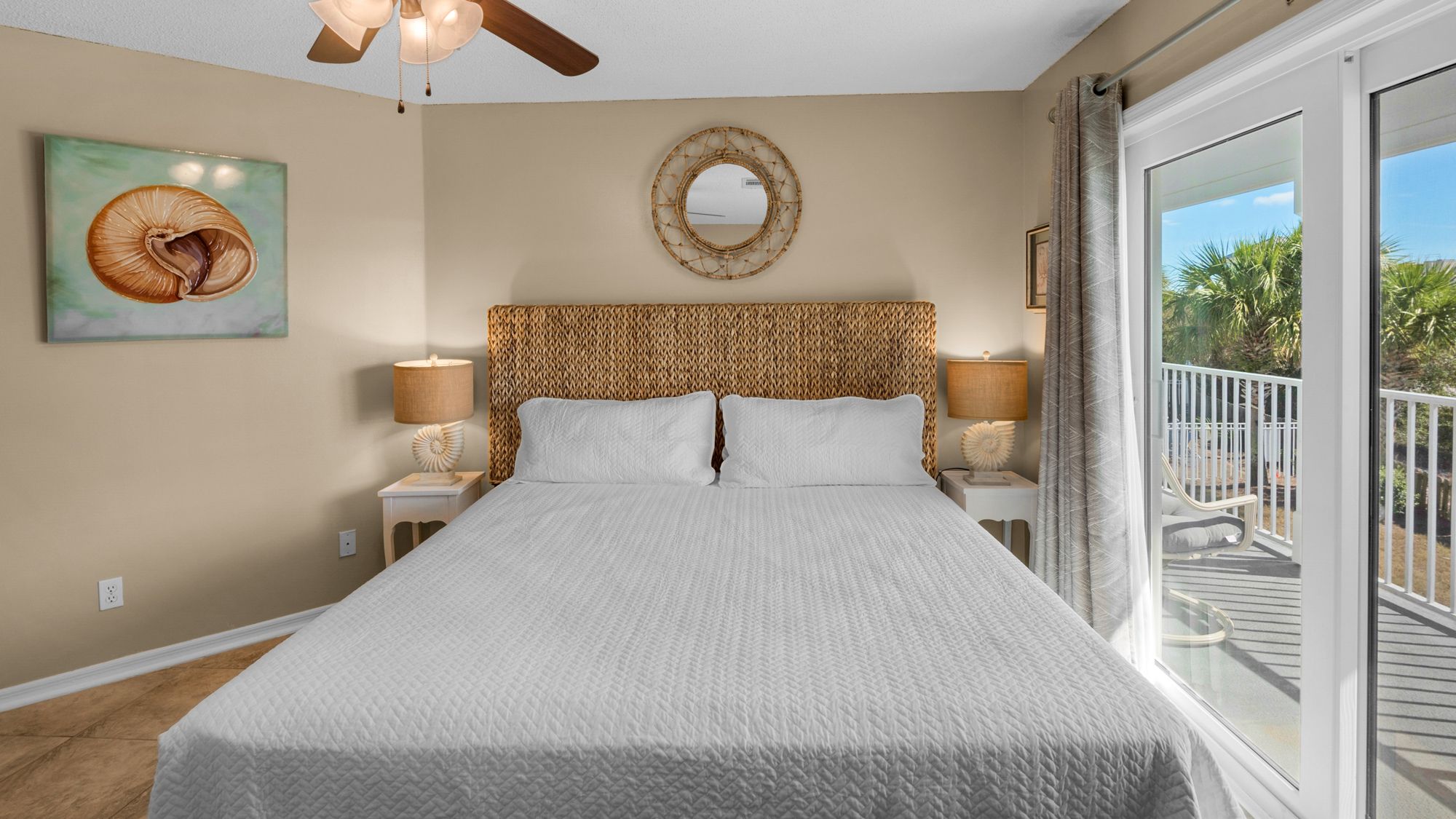 Beachside Villas 1122 King Bedroom