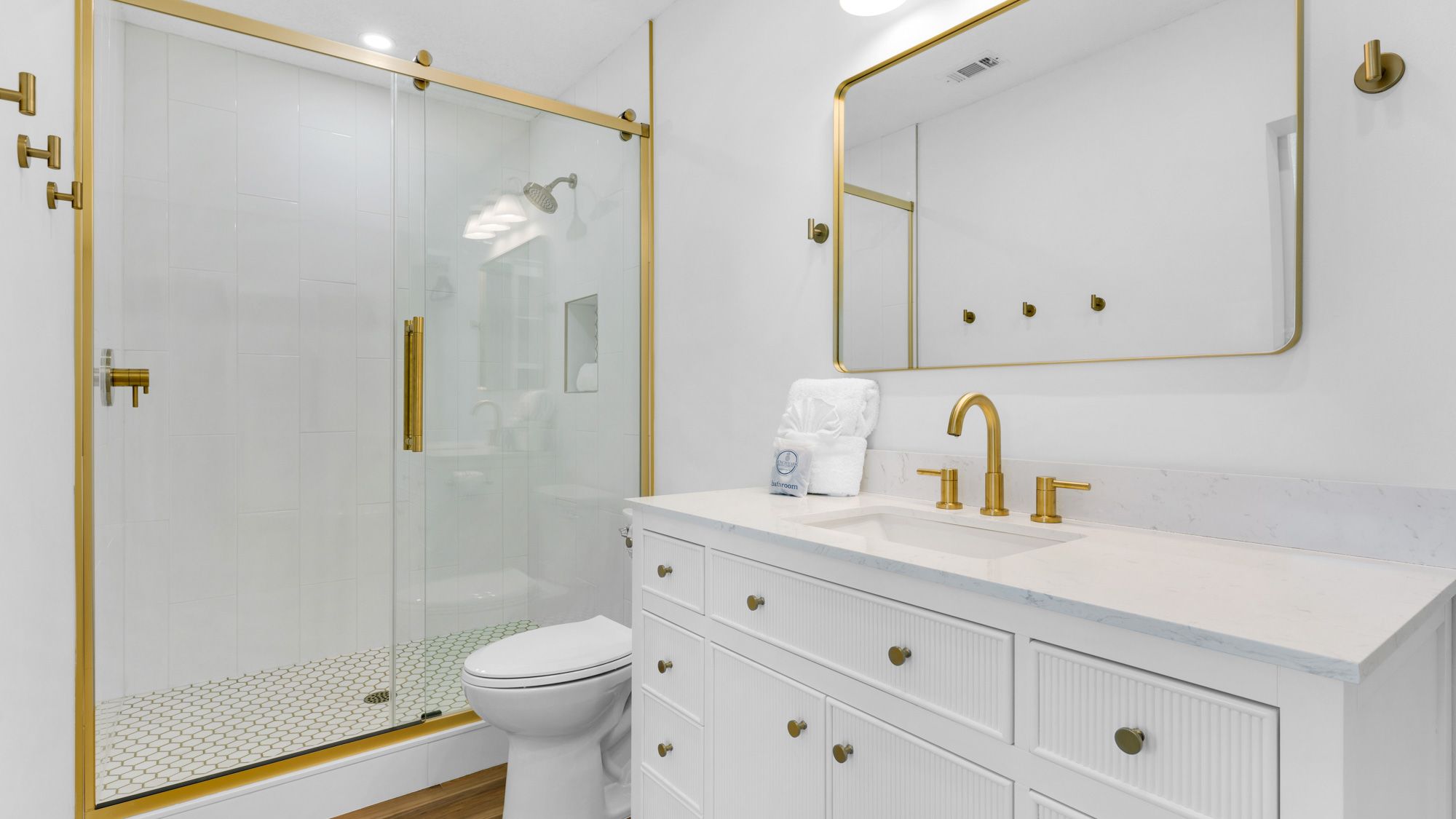 Beachside Villas 1133 Bathroom