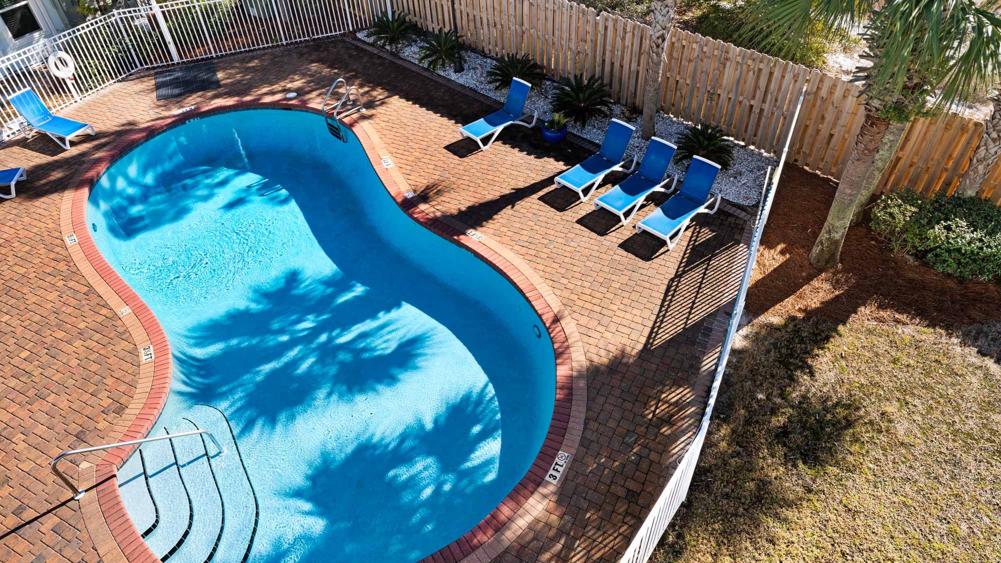 Beachside Villas 1133 Pool view from the balcony