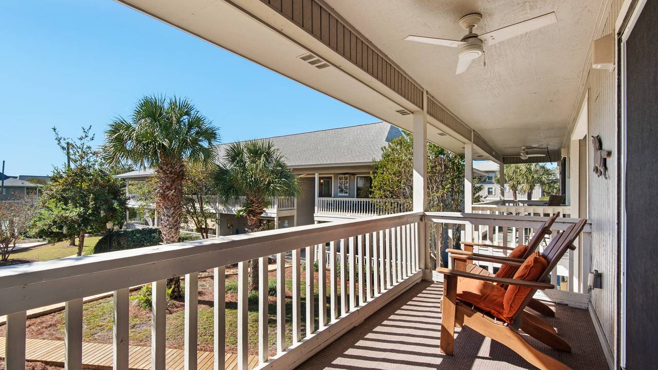 Beachwood Villas 8D Balcony Beachwood Villas 8D Balcony