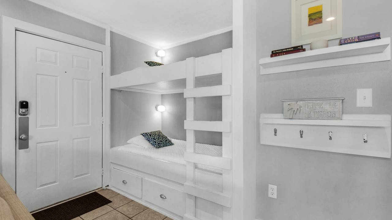 Beachwood Villas 8D Bunk Beds Beachwood Villas 8D Bunk Beds