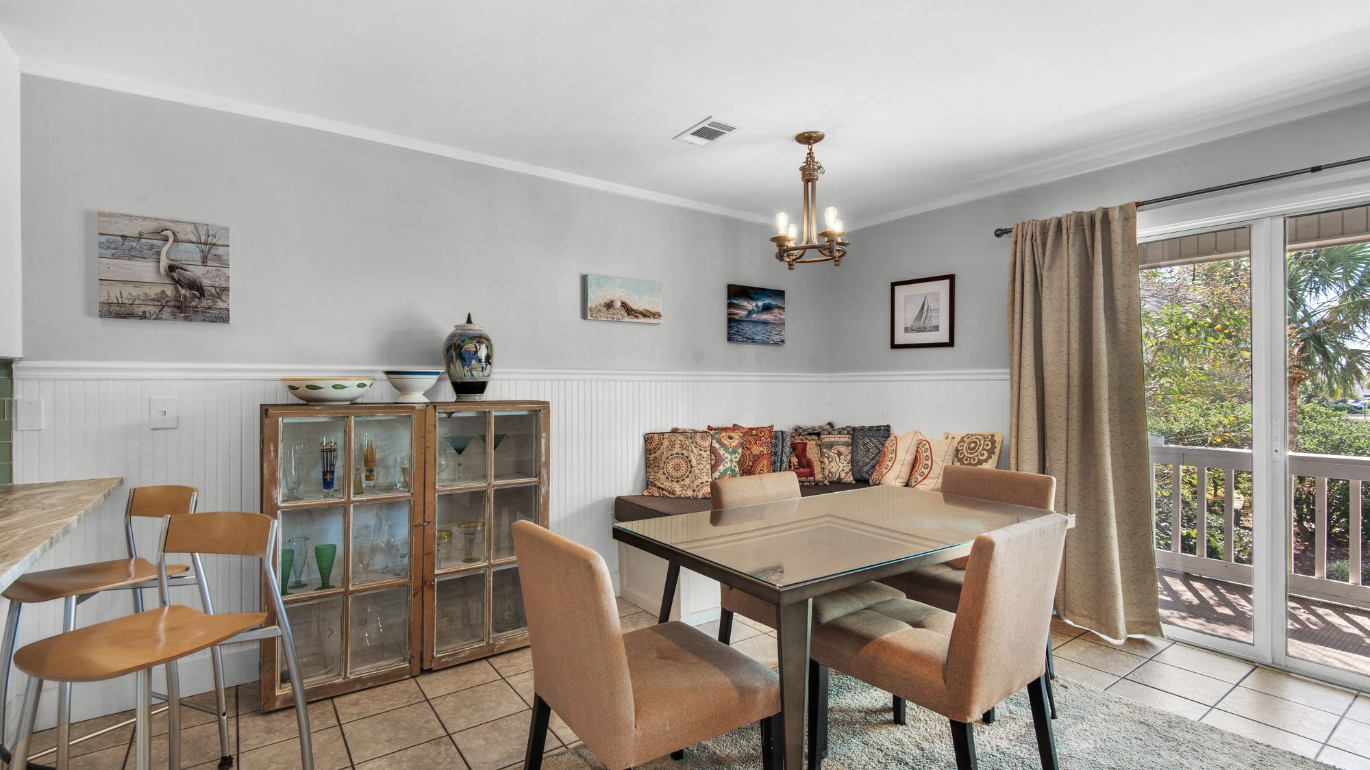 Beachwood Villas 8D Dining TableBeachwood Villas 8D Dining Table