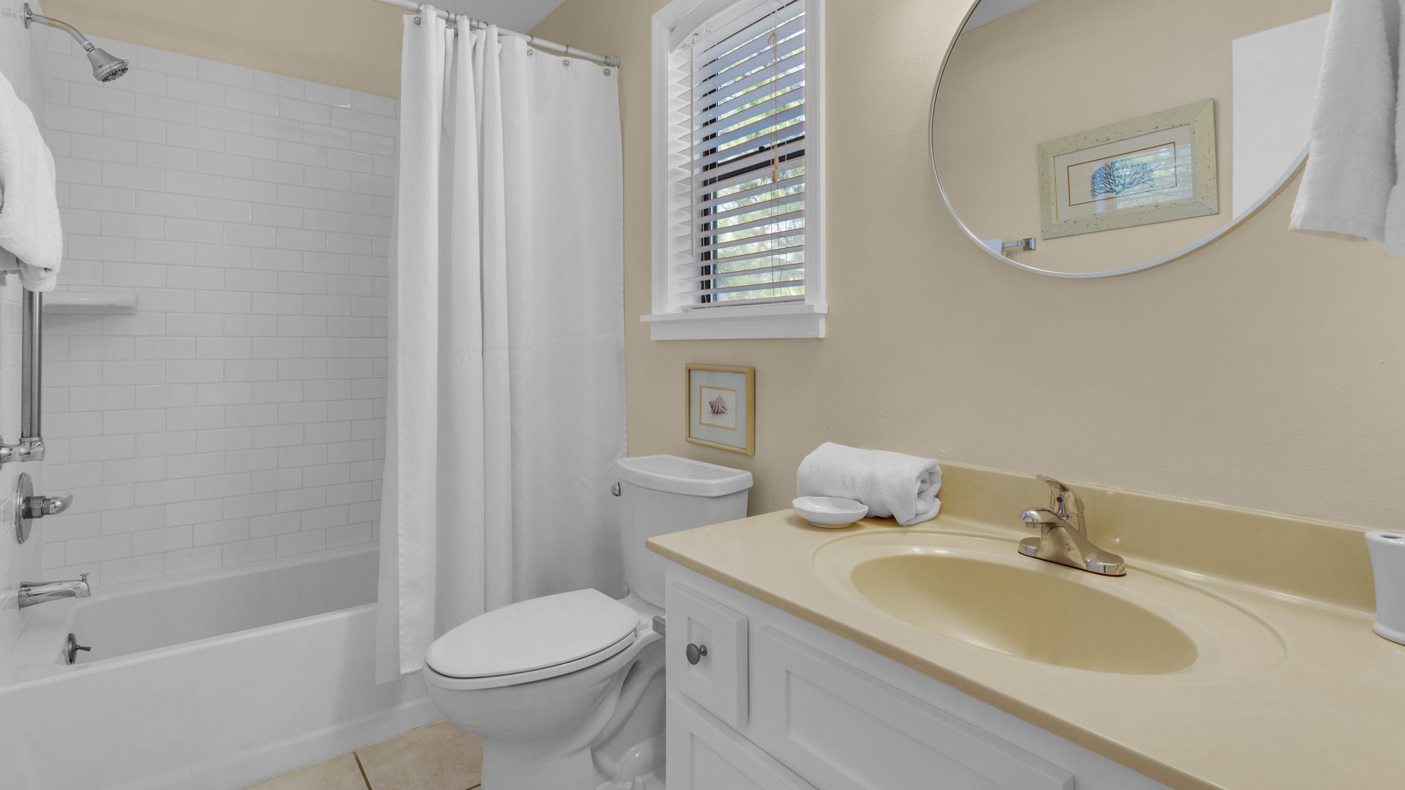 Beachwood Villas 13A Bathroom