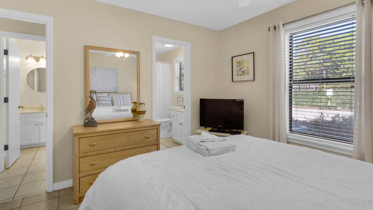 Beachwood Villas 13A Bedroom Beachwood Villas 13A Bedroom