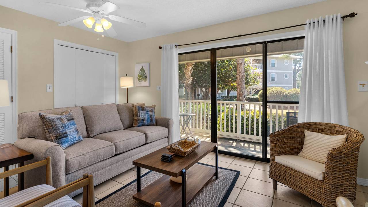 Beachwood Villas 13A Living area Beachwood Villas 13A Living area