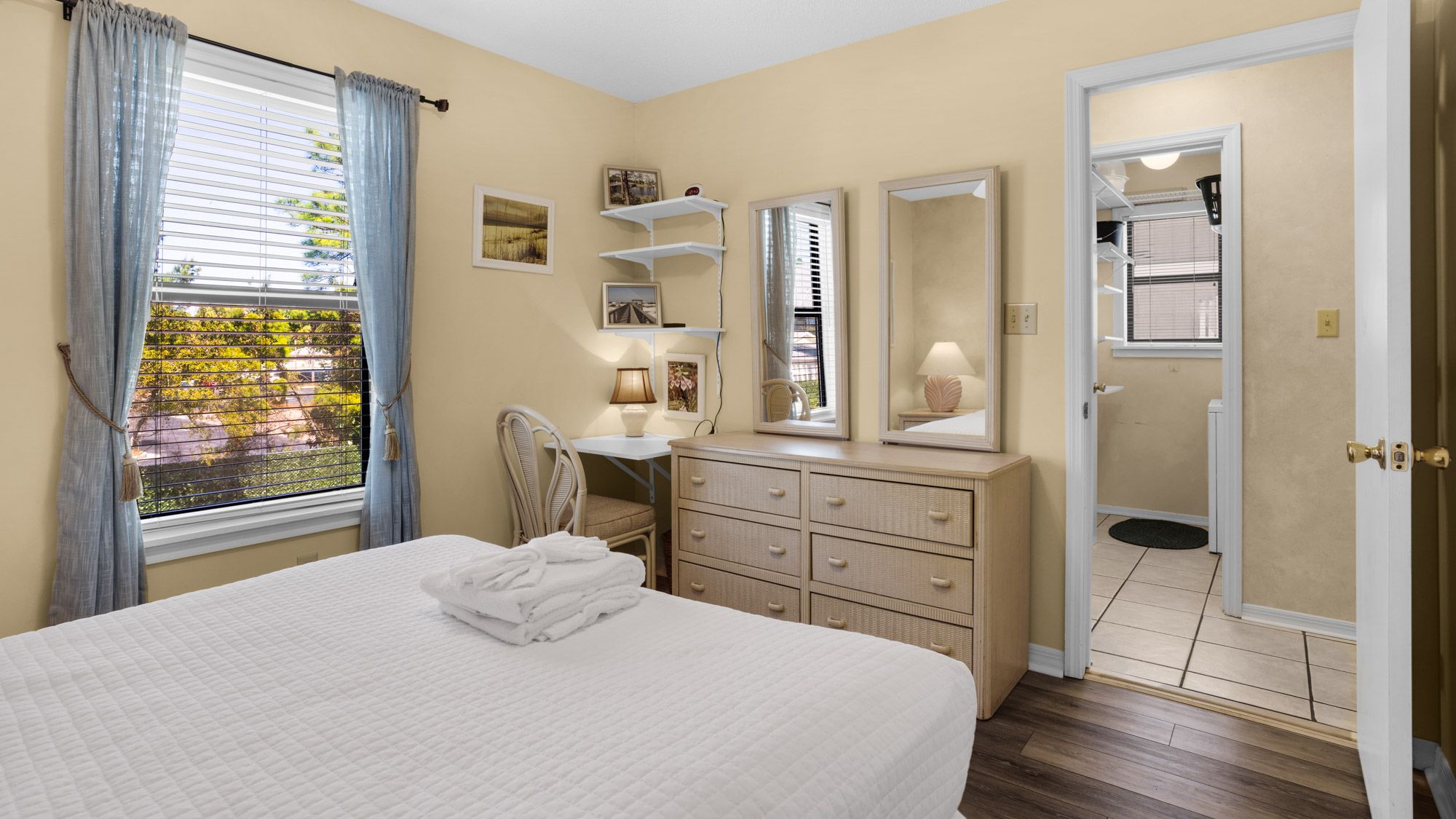 Beachwood Villas 13H Bedroom 2