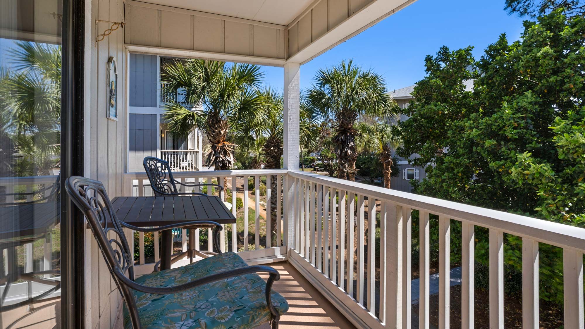 Beachwood Villas 13H Balcony