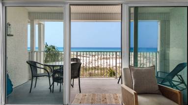 Commodore's Retreat 106 Commodore's Retreat 106