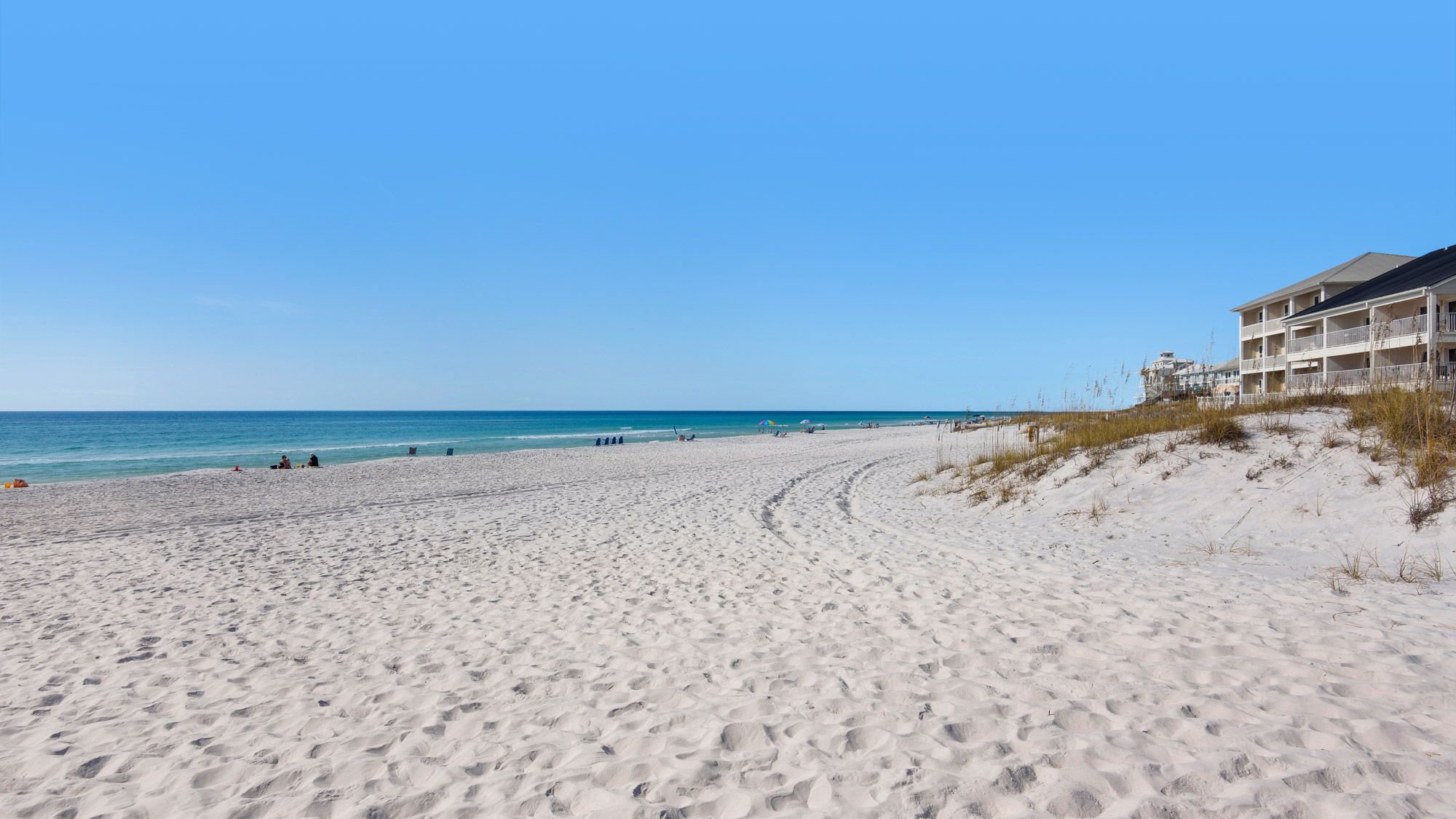 Commodores Retreat Beach Area