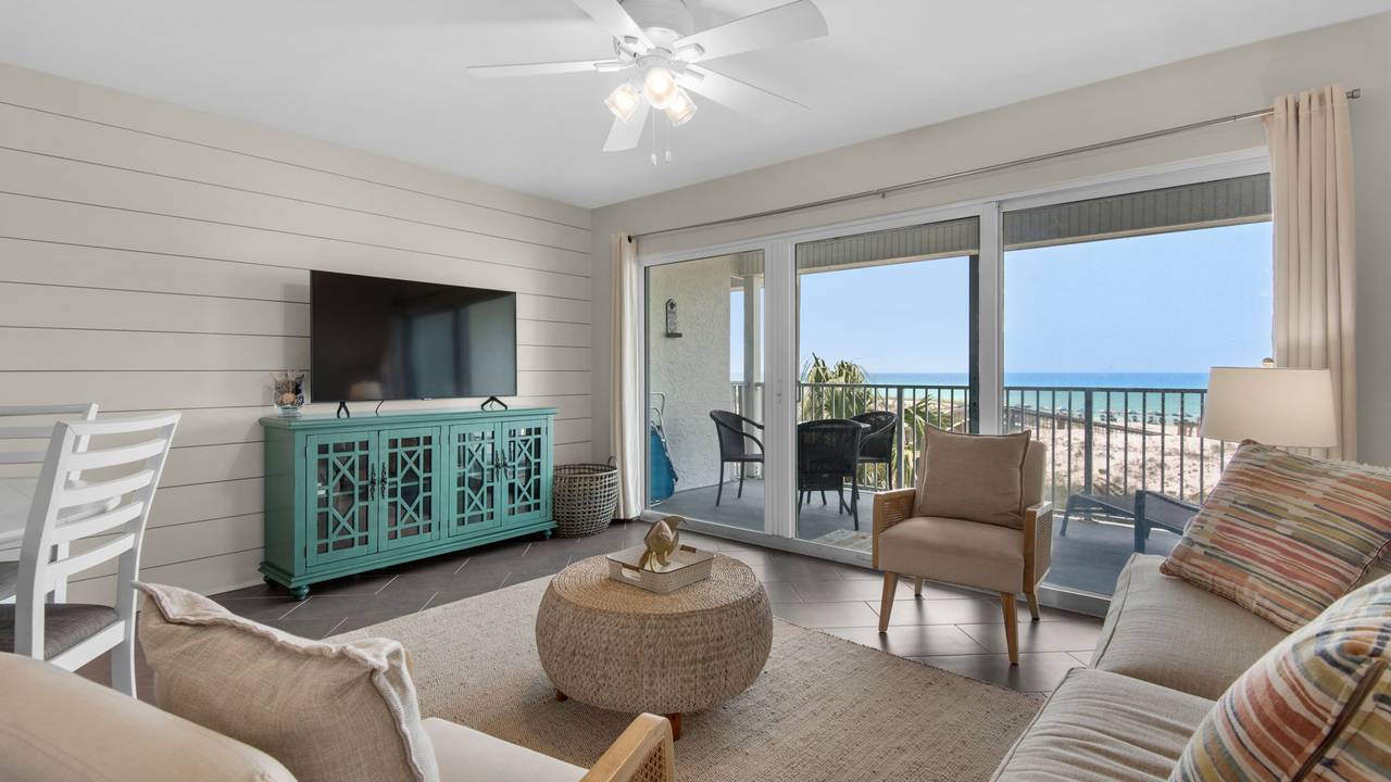 Commodore's Retreat 106 Commodore's Retreat 106