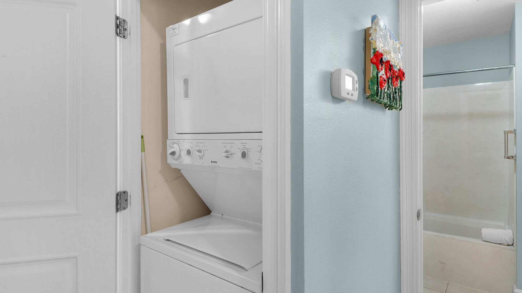 Cassine Station 302 Bathroom