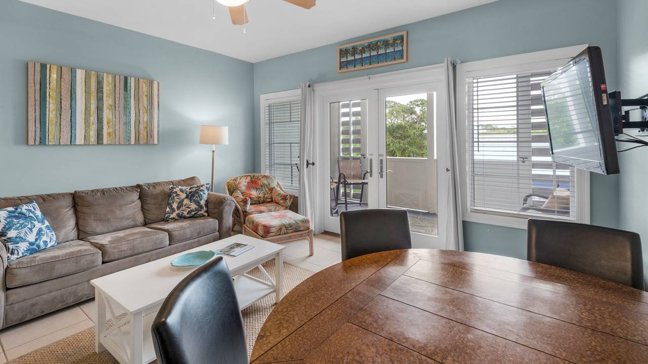 Cassine Station 302 Main Living Area Cassine Station 302 Main Living Area