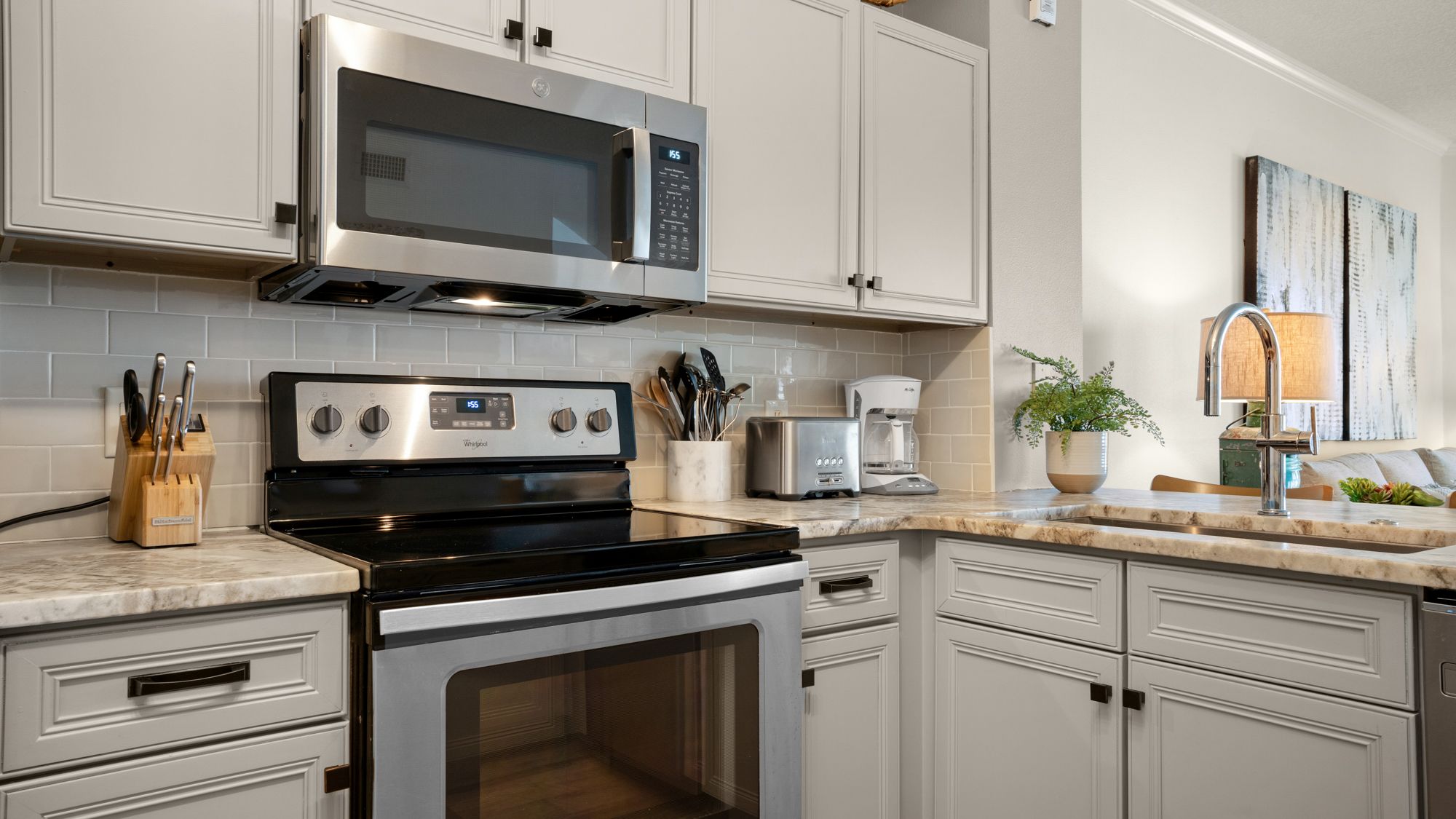 Dunes of Seagrove 201B Kitchen