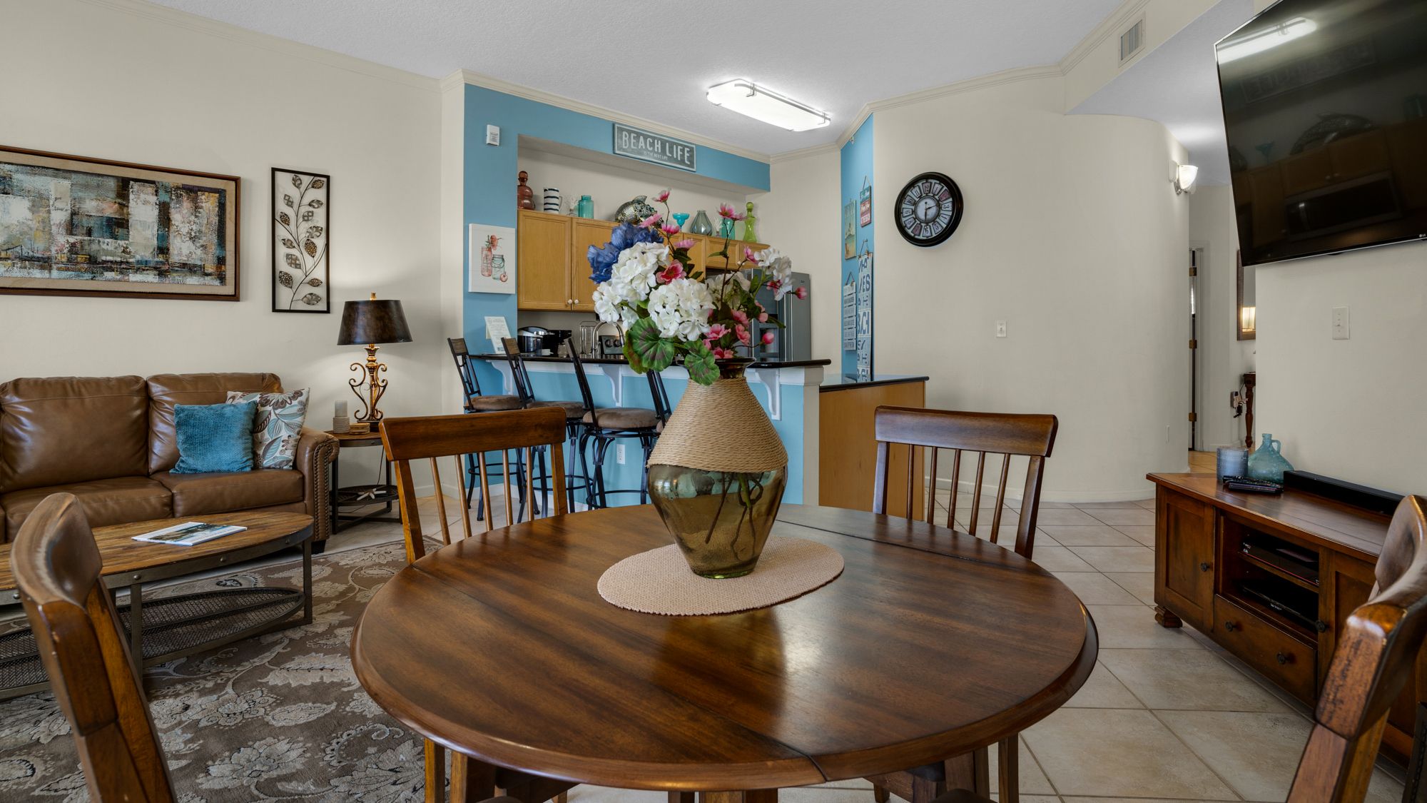 Dunes of Seagrove 202C Living Area