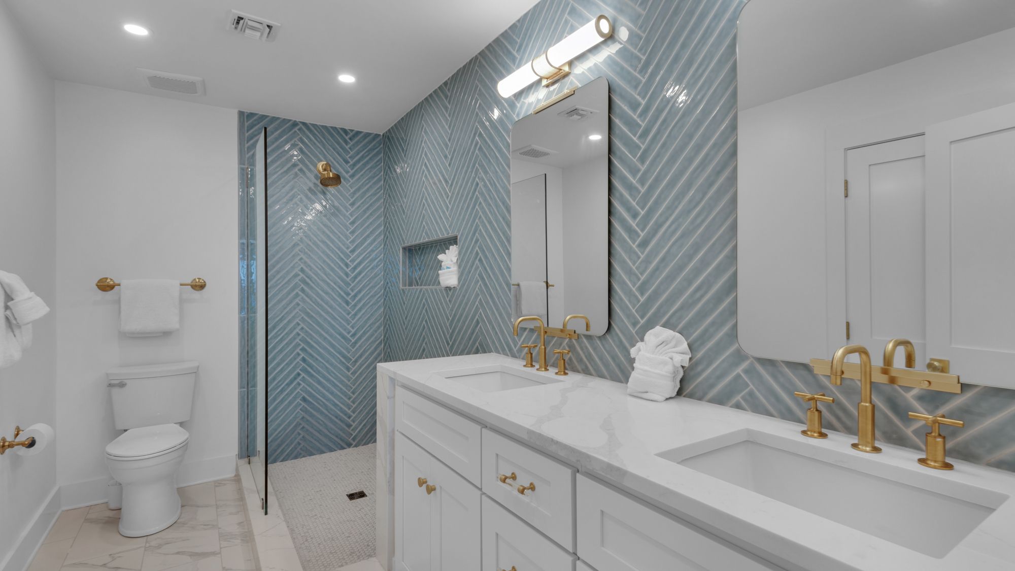 Dune Villas 3B Master Bathroom