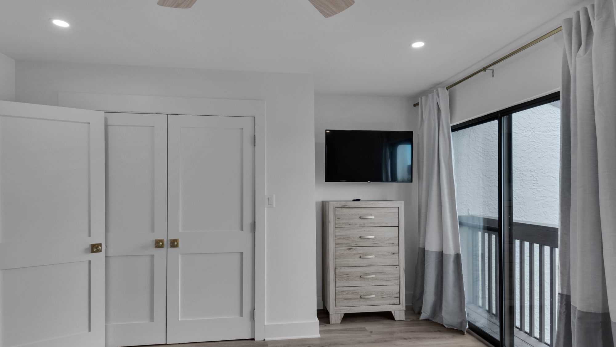 Dune Villas 3B 2 Queens Guest Bedroom