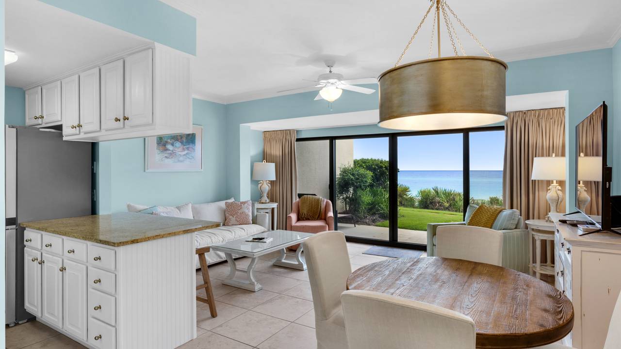 Emerald Hill 5 Living Area Emerald Hill 5 Living Area