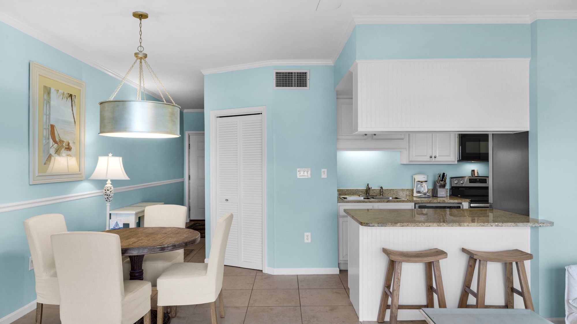 Emerald Hill 5 Living Area