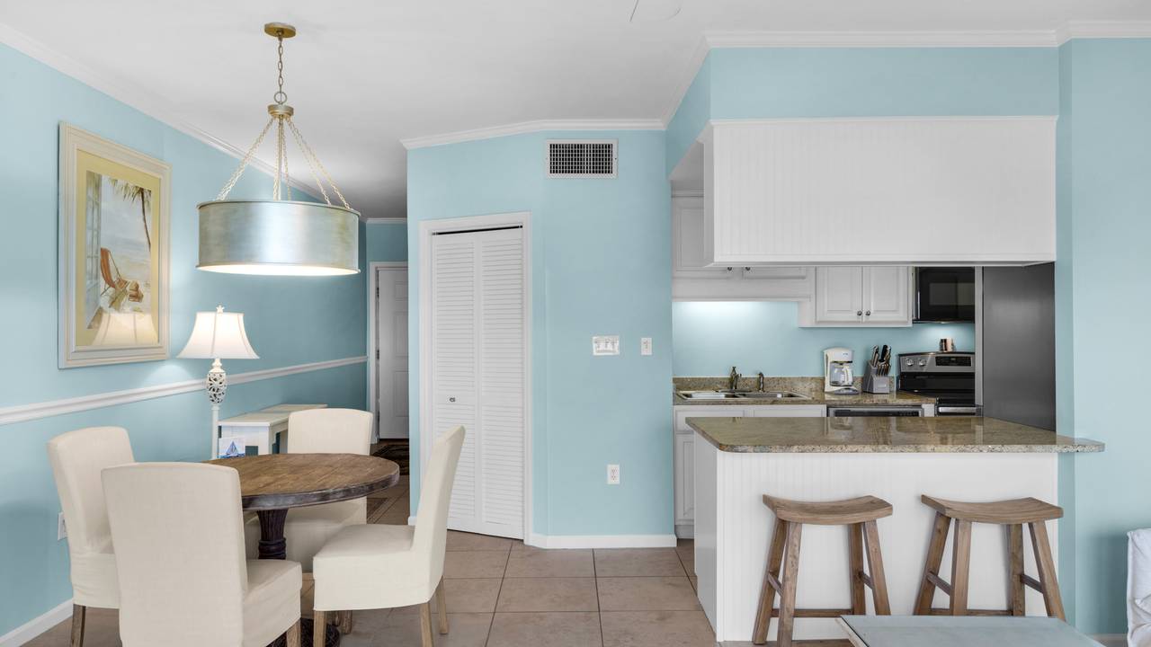 Emerald Hill 5 Living Area Emerald Hill 5 Living Area