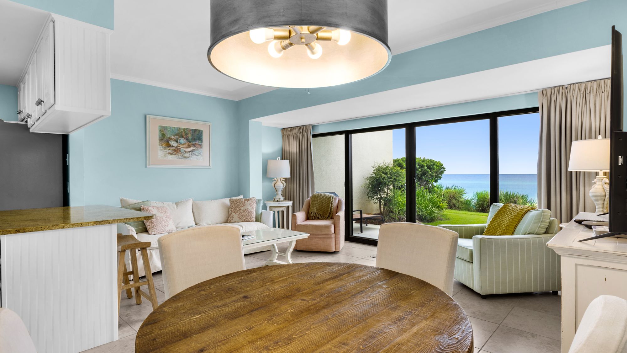 Emerald Hill 5 Living Area