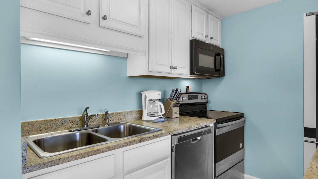 Emerald Hill 5 Kitchen Area Emerald Hill 5 Kitchen Area