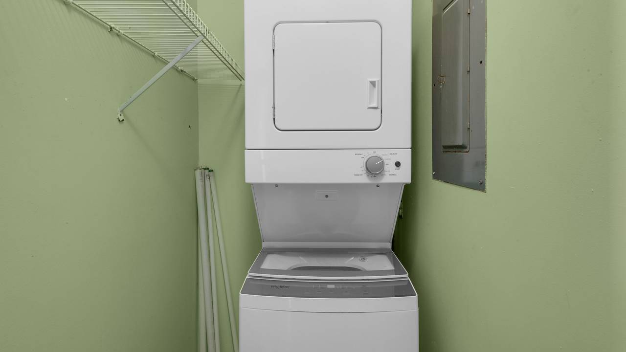 Emerald Hill 6 Emerald Hill 6