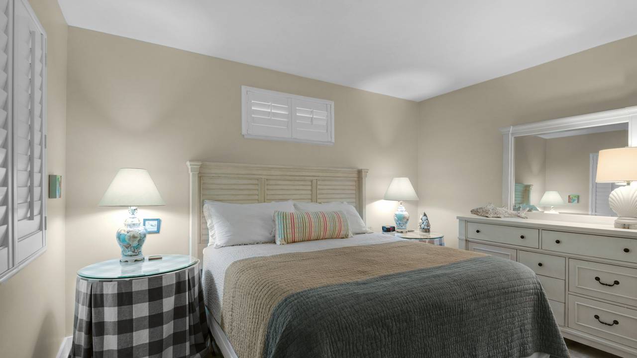 Emerald Hill 9 Emerald Hill 9