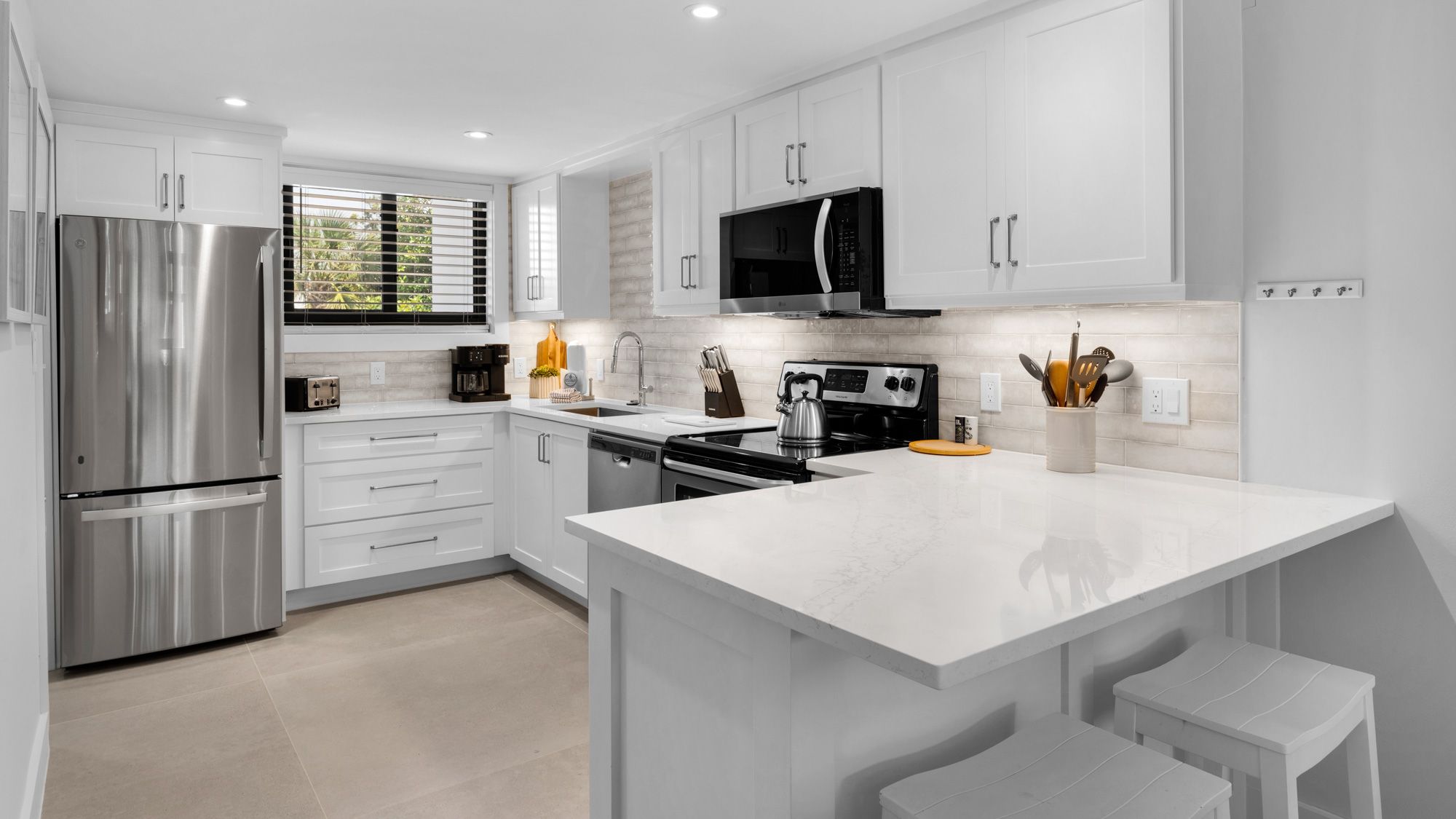 Emerald Hill 22 - Kitchen 