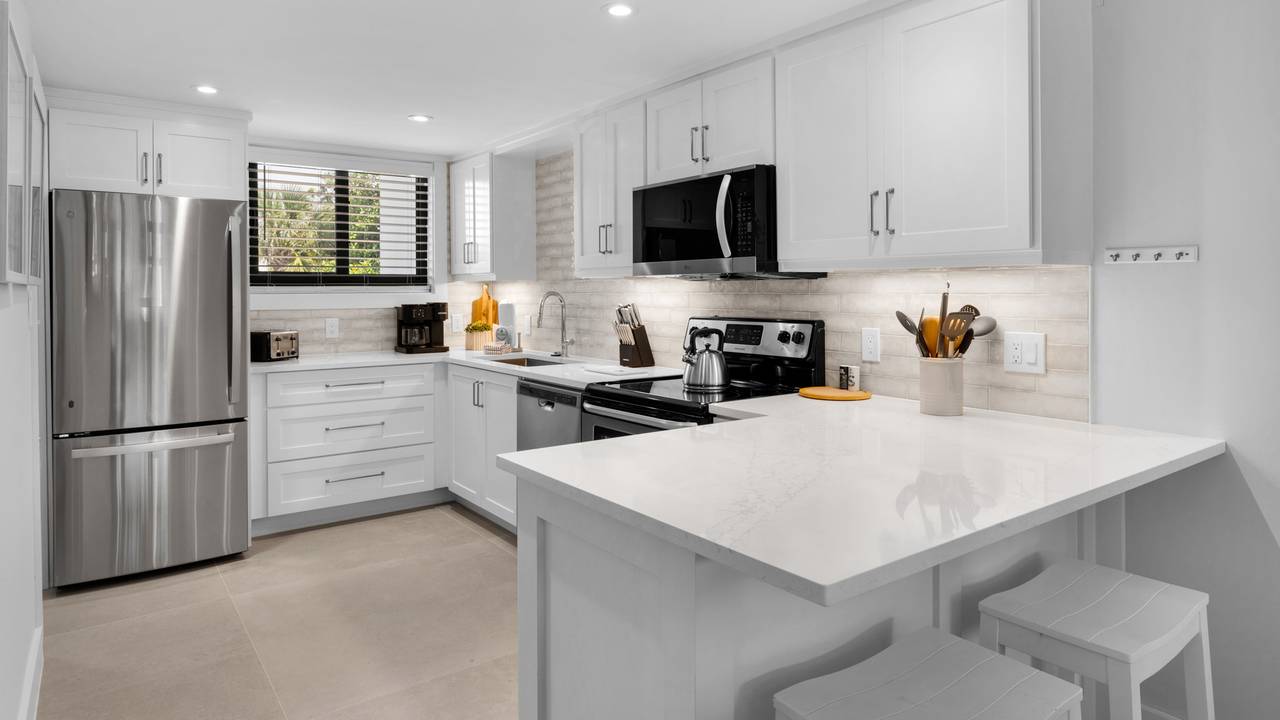 Emerald Hill 22 - Kitchen Emerald Hill 22 - Kitchen