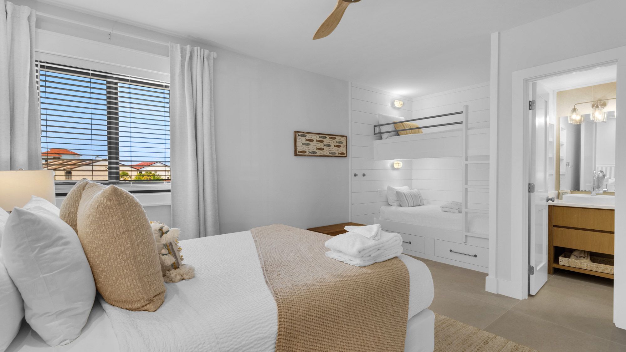 Emerald Hill 22 - Guest Bedroom