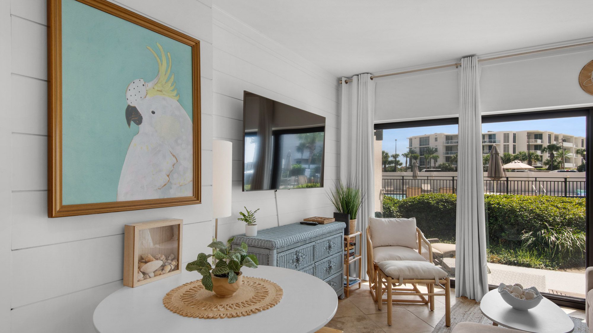 Emerald Hill 23 - Pool Side Studio Views