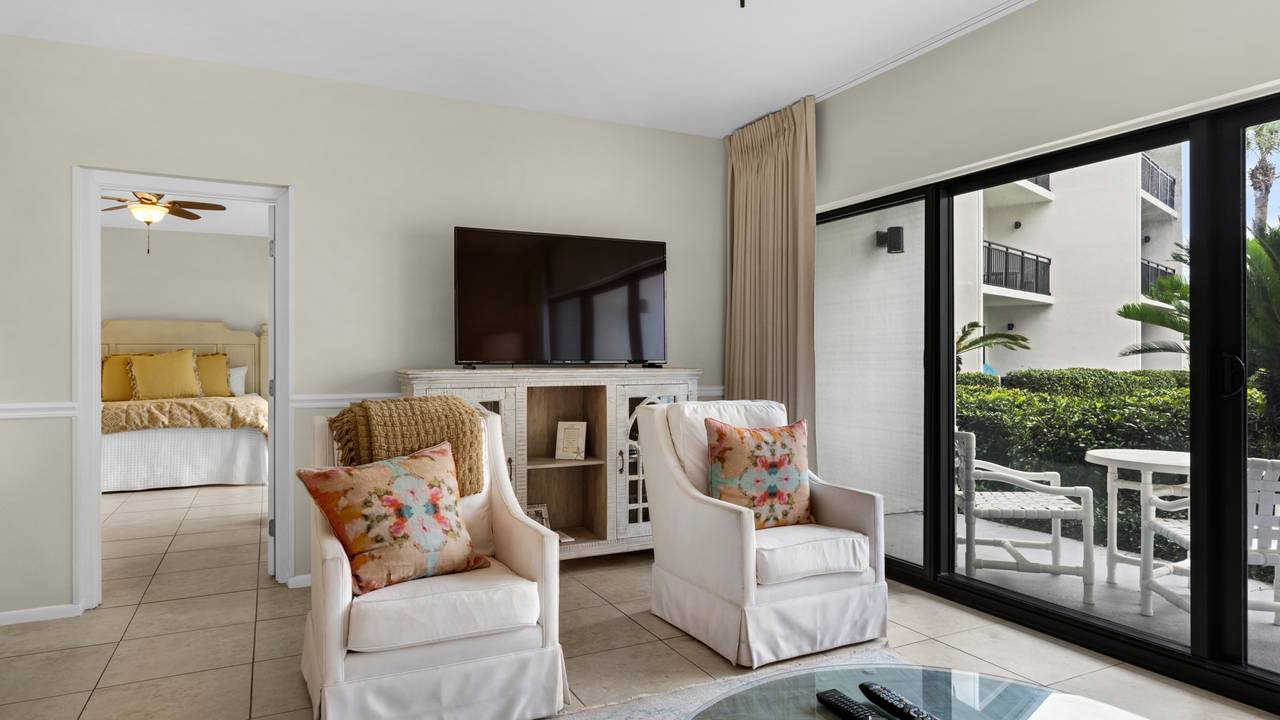 Emerald Hill 27 Living Area Emerald Hill 27 Living Area