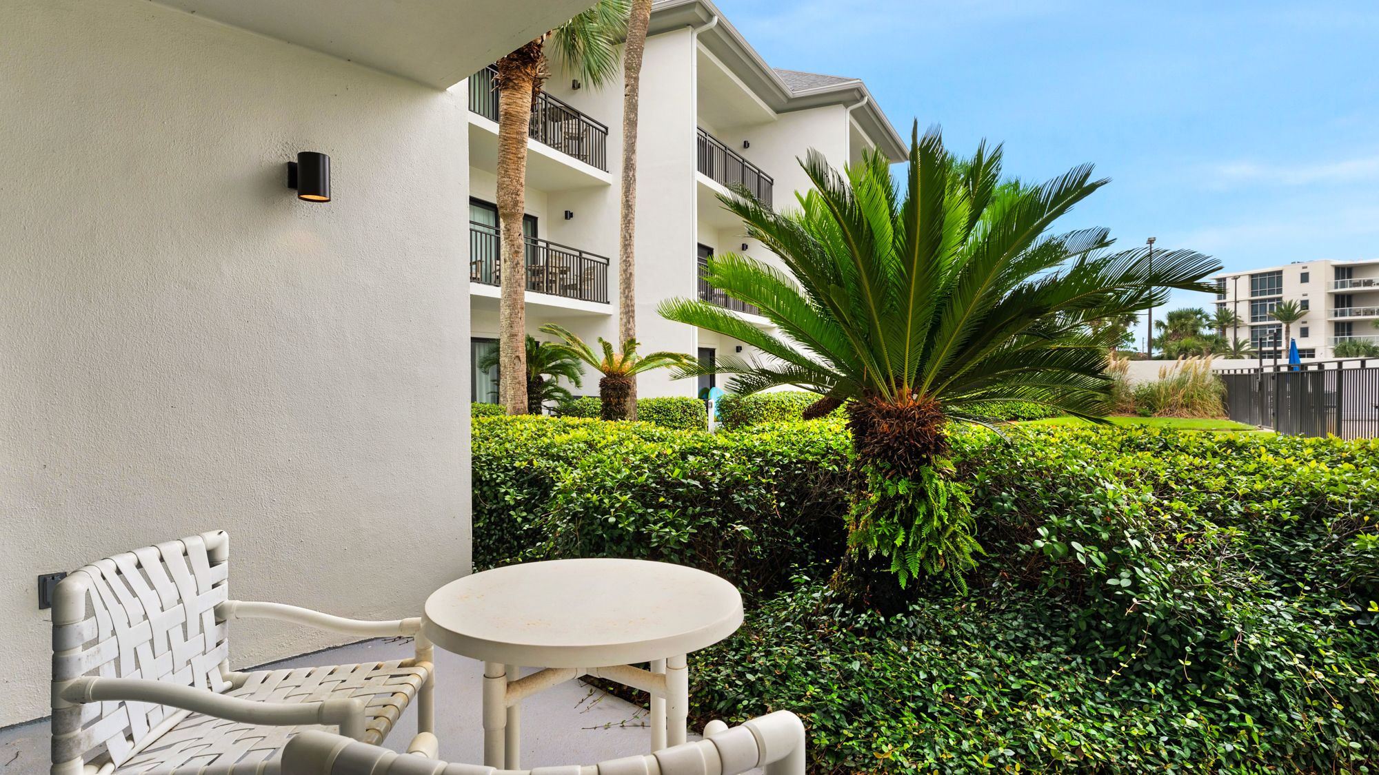 Emerald Hill 27 Patio Area