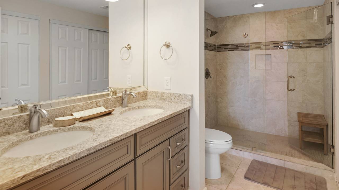 Emerald Hill 36 Emerald Hill 36