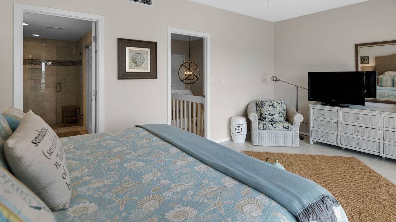 Emerald Hill 36 Emerald Hill 36