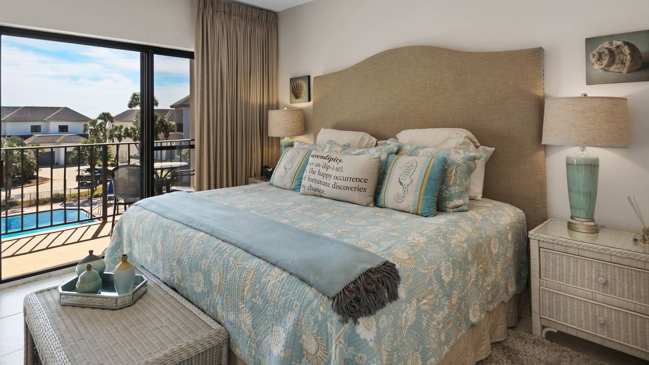 Emerald Hill 36 Emerald Hill 36